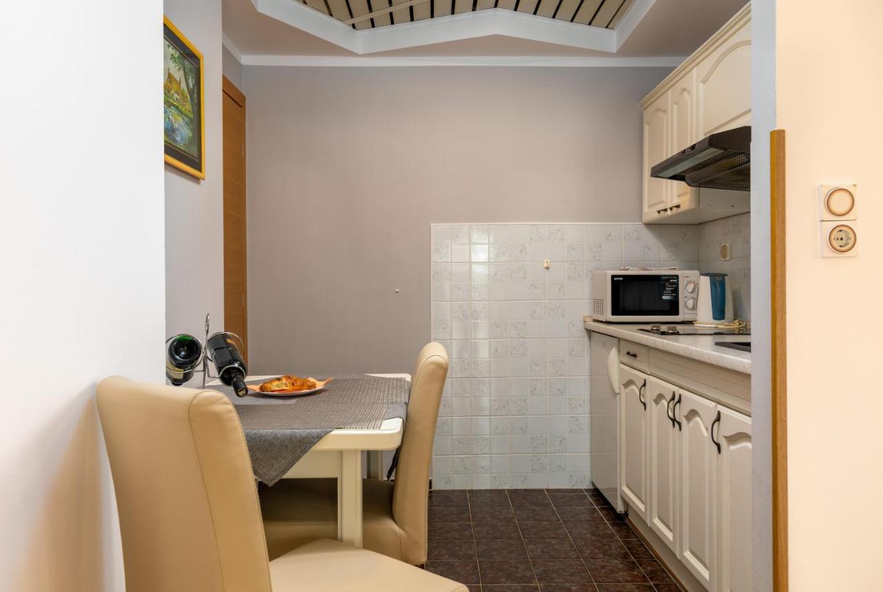 Apartments Kristina Rovinj Exterior foto
